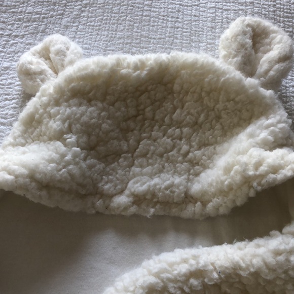 XMWEALTHY White Plush Swaddle Blanket - Picture 5 of 11